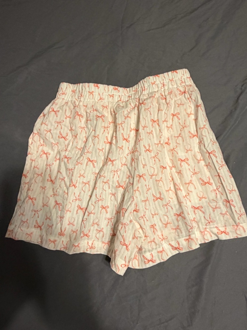 Women's Cream Shorts with Coral Bow Print and Elastic Waist - Picture 2 of 3